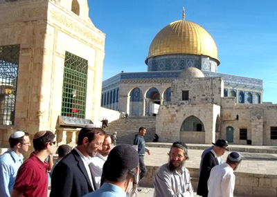 أعضاء في الكونغرس الأميركي يشاركون باقتحام «الأقصى»