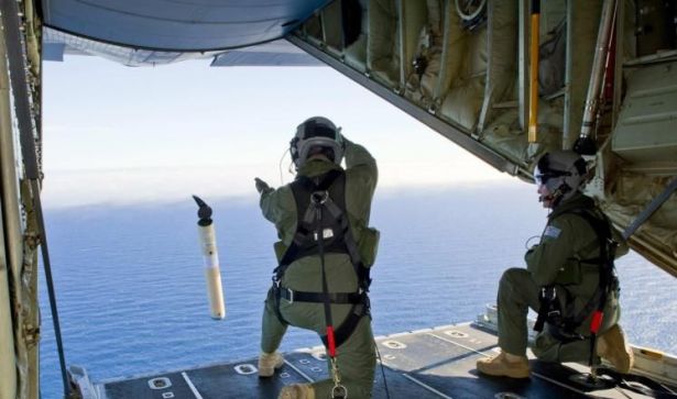 رئيس الوزراء الأسترالي: البحث عن حطام الطائرة سيتطلب وقتا طويلاً