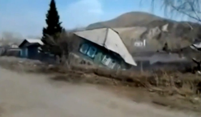 منزل تبتلعه الارض!