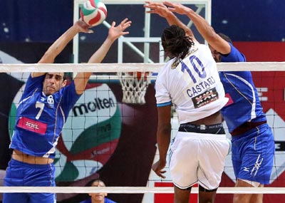 
بطولة لبنان في الكرة الطائرة
الأنوار وضع قدماً في الدور نصف النهائي