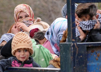 بعدما بات أكبر تجمّع للاجئين والنازحين السوريين والفلسطينيين
لبنان ملزم بسلوك الحوار والتنسيق مع سوريا
لإيجاد السبل لإعادة النازحين الى المناطق الآمنة