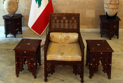 رئيس على شاكلة .... برج بابل