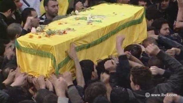  بالصور - بلدة شعت تودع ابنها الشهيد حمزة الحاج حسن 