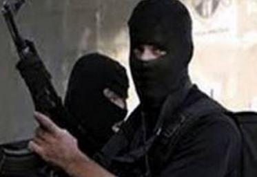 مجموعة مسلحة تبث شريط فيديو لموظف بالسفارة التونسية بليبيا مختطف منذ شهر