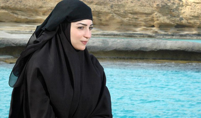 متى سترتدي الحجاب مي عز الدين ؟؟