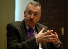 فتفت: كرامي عينّ جعجع وزيراً في حكومته وان أرادوا الحديث عن فترة الحرب ليطرحوا محاكمة كل زعمائها 