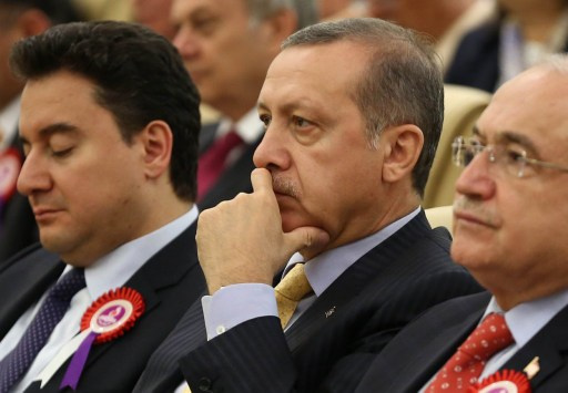  رئيس المحكمة الدستورية التركية يندد بانتقادات أردوغان 