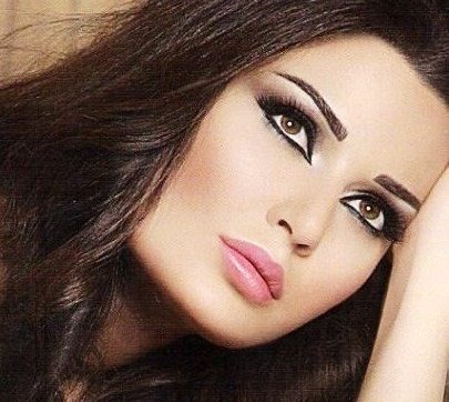 سيرين عبد النور .. قبل وبعد الماكياج