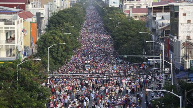 اضراب 20 الف عامل في كمبوديا