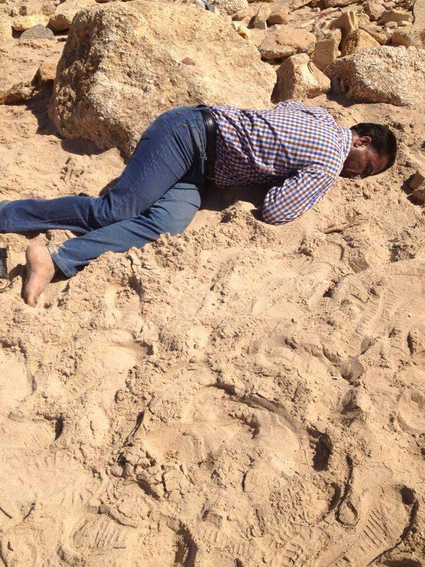 العثور على جثة مجهوله في الاوزاعي بعد النفق مباشرة

