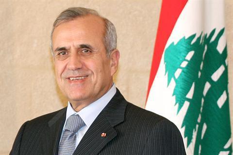 رئيس الجمهورية يوقع قانون المياومين الذي اقره مجلس النواب مؤخرا 