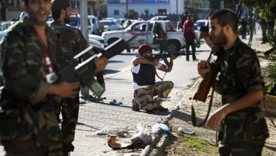 تبادل إطلاق النار بين الجيش الليبي ومليشيات مسلحة في بنغازي