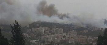 حريق كبير يهدد المنازل في بطشاي ببعبدا