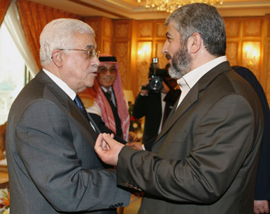عباس ومشعل يبحثان 