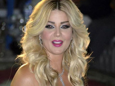 افعى سامة تهاجم مادلين مطر!