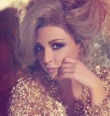 بالصور-ميريام فارس تسترخي في غرفتها الفخمة وتستعرض مجوهراتها!