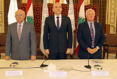 «مُؤتمر الدول المانحة» نبّه من خطورة النزوح
حكيم : لإقامة المخيّمات ووضع حدّ لعدد اللاجئين
درباس : عدد النازحين يبلغ ثلث عدد اللبنانيين