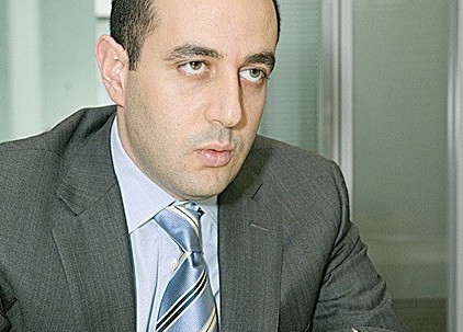 نادر الحريري نقل الى الراعي رسالة مفادها الا مانع لدى الرئيس الحريري من استمرار سليمان في ممارسة مها