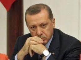 
رئيس الوزراء التركي رجب طيب أردوغان يعلن الحداد العام 3 أيام على أرواح ضحايا انفجار منجم غربي تركيا