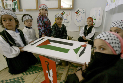 الفلسطينيّون في لبنان أحيوا الذكرى الـ 66 للنكبة
تأكيد حقّ العودة ومُطالبات بالحقوق الإنسانيّة