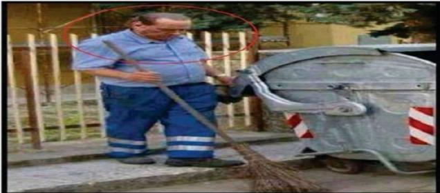 بالصورة – رئيس الوزراء ينظّف الشارع من القمامة 