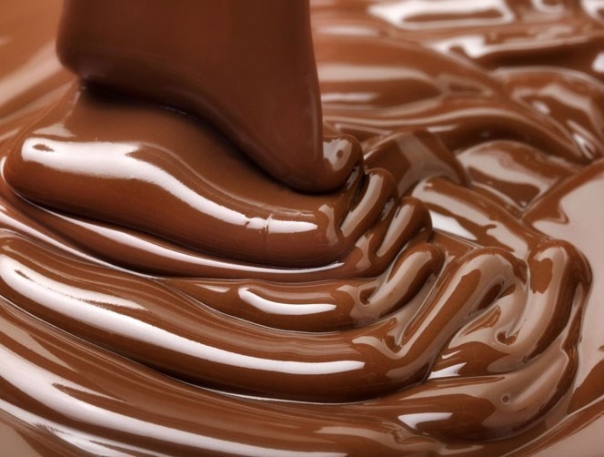 مساج الشوكولا لإزالة الخلايا الميتة
