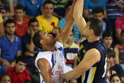 بطولة لبنان في كرة السلة :
الرياضي يتقدم على بيبلوس (2-0)