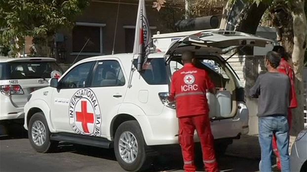الصليب الأحمر: بدء توزيع أغذية على 60 الف شخص في حلب
