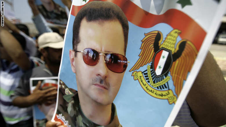 وزير الأوقاف السوري يمتدح توجيهات الأسد لفهم القرآن...ويهاجم شعار الإخوان "المصحف والسيف"!