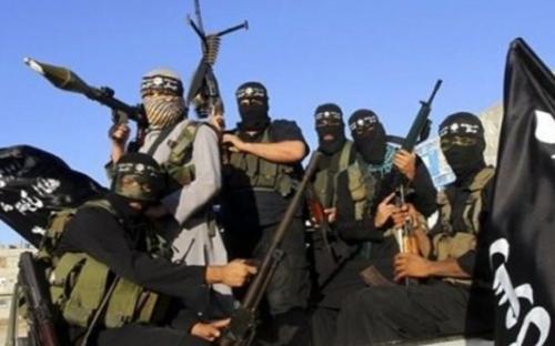 بالفيديو.. داعش تتوعد بغزو دول الخليج وتمزيق حكامها
