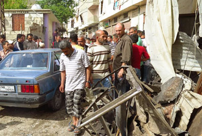 «اللينو» لـ«الديار»: عين الحلوة على طريق البارد والسبينة واليرموك
عزام الأحمد أتى ليهزم فتح والبديل الحركات الأصوليّة المتطرّفة
خطّة تدميريّة لـ «فتح» يُحيكها الأحمد وهو يُنفّذ تعليمات محمود عباس