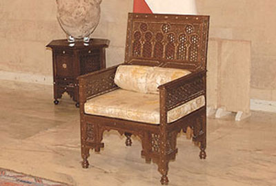 السفراء الأجانب.. الأمر لنا !!