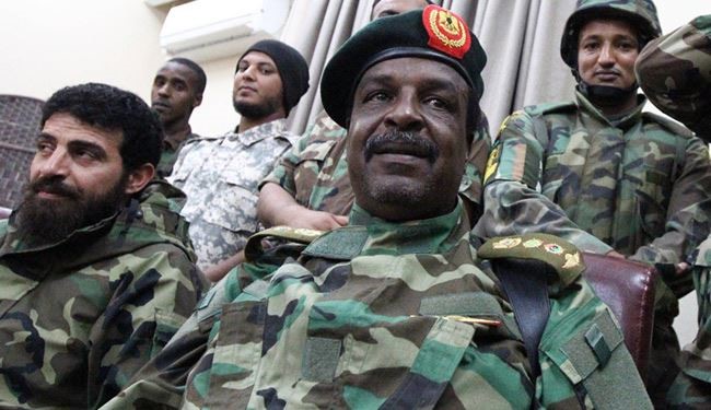 اللواء حفتر يتوعد الفصائل المسلحة في ليبيا
وخوف من حرب مفتوحة