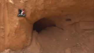 بالفيديو-الجيش السوري يعثر على نفق حفره إرهابيو الجبهة الإسلامية في حرستا! 