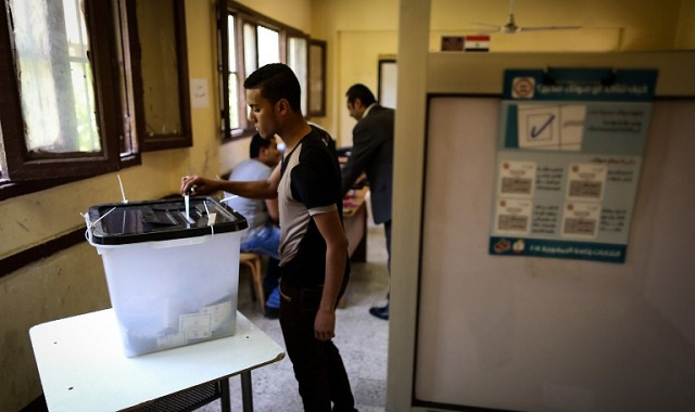 انتخابات الرئاسة المصرية تدخل يومها الثاني والأخير
