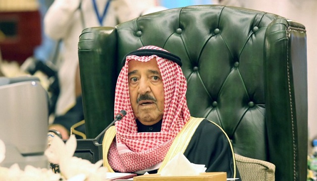 الكويت تؤكد زيارة أميرها إلى إيران يوم الأحد