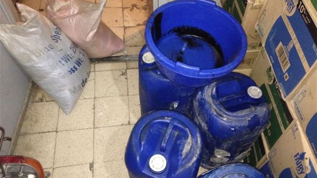 ضبط مواد تنظيف مقلّدة