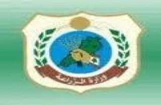 الزراعة باشرت توزيع مستلزمات مكافحة بعض الحشرات والآفات
