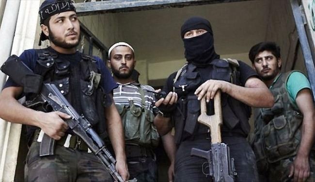 داعش تعدم مسلحاً تراجع عن تفجير نفسه باللحظة الاخيرة
