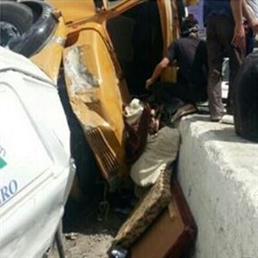  تم رفع الشاحنة محلة الكحالة والسير يعود تدريجيا الى طبيعته