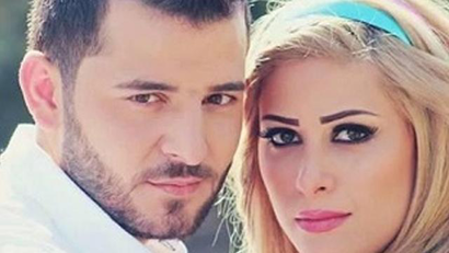 بالصورة- حسام جنيد و زوجته يشاركان في الانتخابات الرئاسية السورية