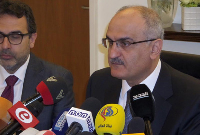 علي حسن خليل أطلق مشروع موازنة العام 2014:
الإنفاق 21927 مليار ليرة والإيرادات 14257 مليار ليرة
والعجز يبلغ 7669 مليار ليرة أيّ بنسبة 34.9 في المئة
وتغطية السلسلة يكون بفتح اعتماد إضافي يُضاف الى الموازنة