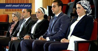 بالصورة-أسرة السيسي تحضر حفل تنصيبه!