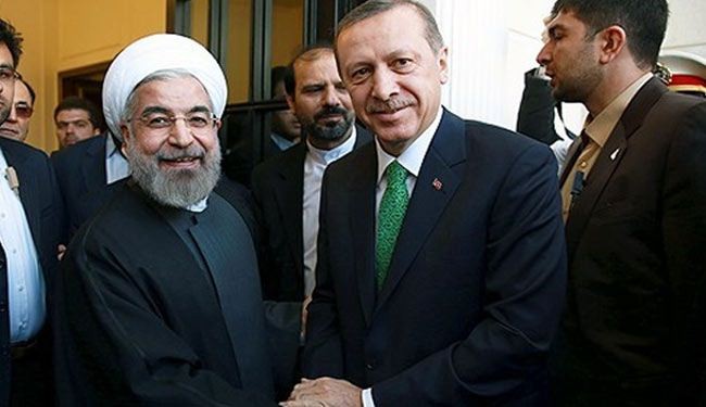 كاتب تركي: تعاون تركيا وايران سينعكس ايجاباً على المنطقة
