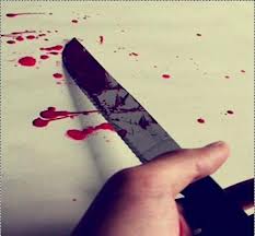 قتل ابنته بالسم ثم ابنه طعناً بالسكين!