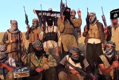 ديبلوماسي أوروبي شرقي : نحذّر من مخاطر ما يجري في سوريا والعراق
وعلى اللبنانيين الانتباه لحساسيّة المرحلة.. المخاطر مُحدقة بهم!!