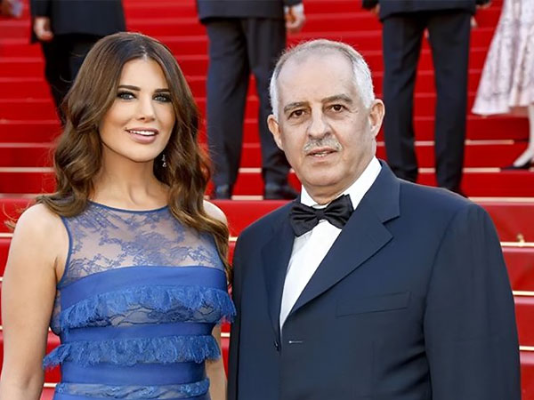 رسالة مؤثرة من منى أبو حمزة الى زوجها!