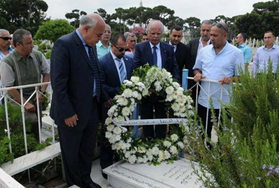 «المستقبل» وضع إكليلاً
على ضريح عيدو