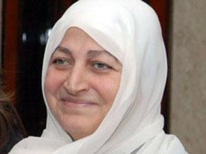  	
 بهية الحريري انسحبت من الاجتماع الموسع الذي عقده الرئيس بري حول السلسلة 