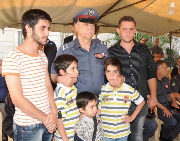 بصبوص عزى عائلة الشهيد جمال الدين وتفقد حاجز ضهر البيدر